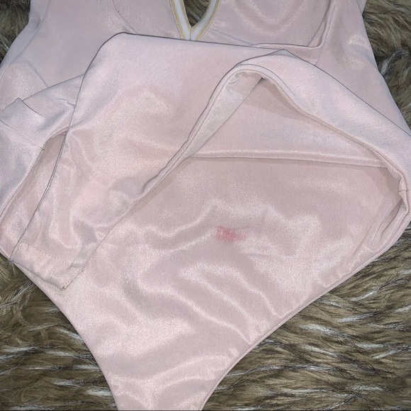 AKIRA Black Label Plunge Bodysuit in Nude Sz S - Picture 5 of 5